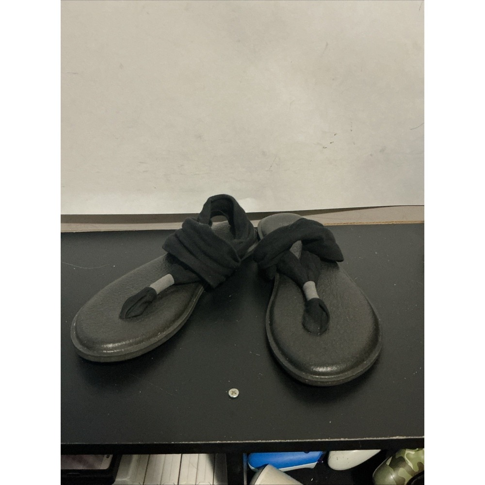 Sanuk yoga sling sandals black akle strap size 6 Women's